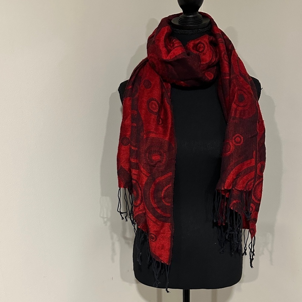 *ELEGANA* Red Circular Patterned Fashion Tassel Scarf